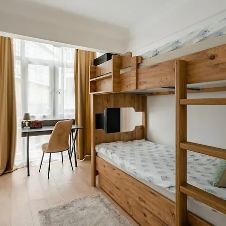 Istanbul, Moda : Coziest Center Located 이스탄불