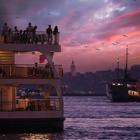 Istanbul, Moda : Coziest Center Located